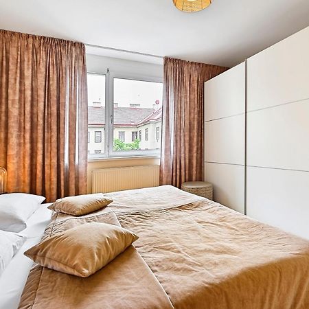 Peaceful Belvedere Apartment In Safe, Quiet & Central Location Wiedeń Zewnętrze zdjęcie