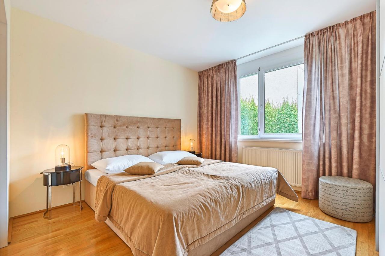 Peaceful Belvedere Apartment In Safe, Quiet & Central Location Wiedeń Zewnętrze zdjęcie